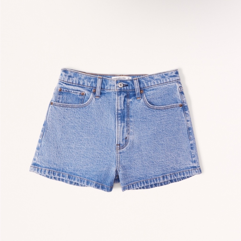 Abercrombie & Fitch Curve Love High Rise Mom Shorts